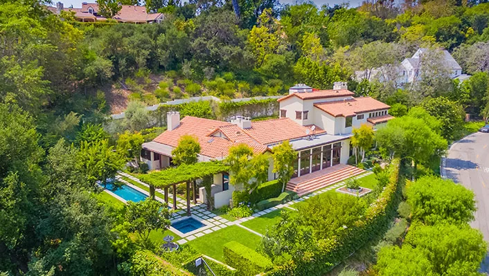 10960 Bellagio Rd.