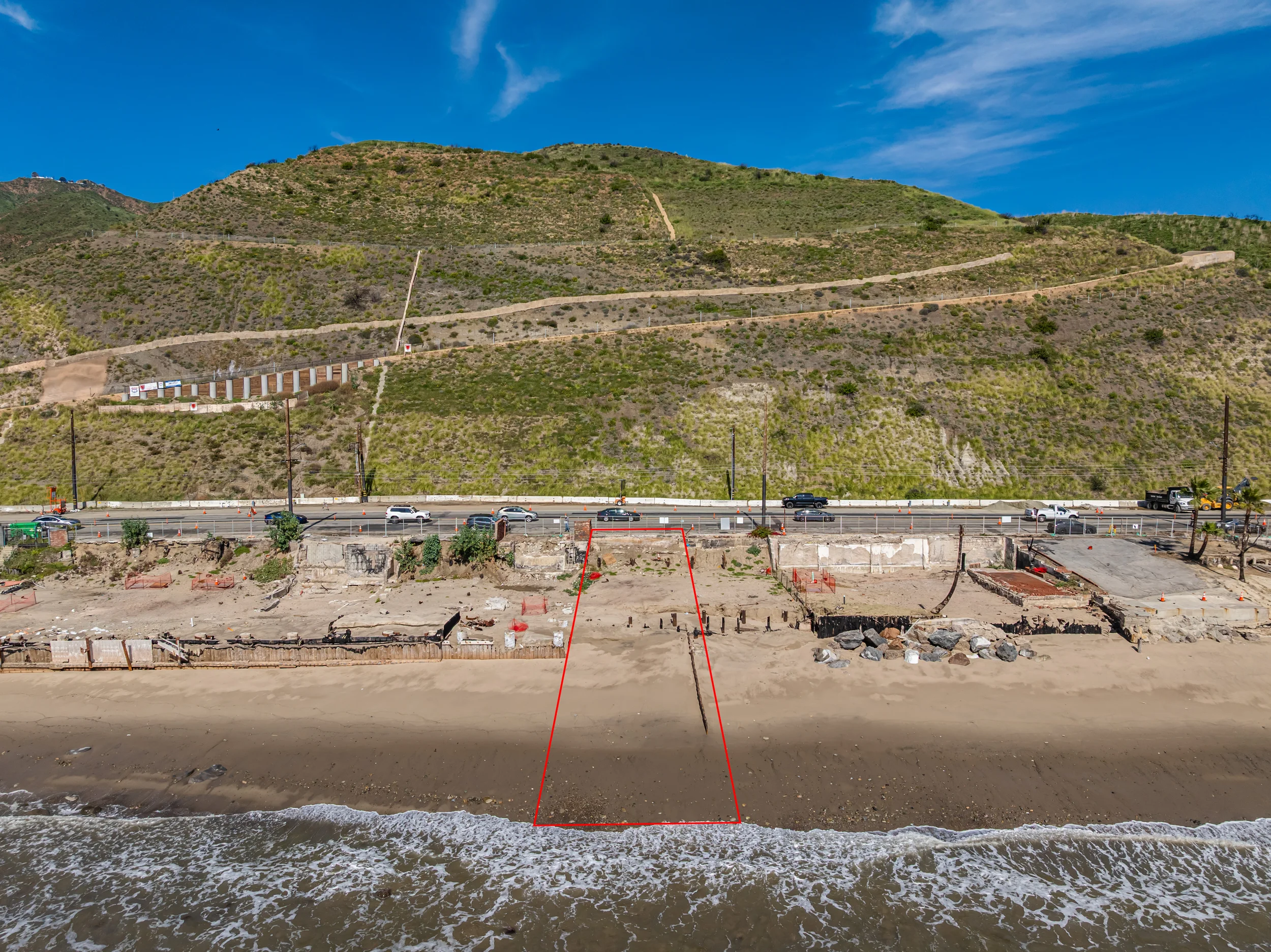 18912 Pacific Coast Hwy photo 20