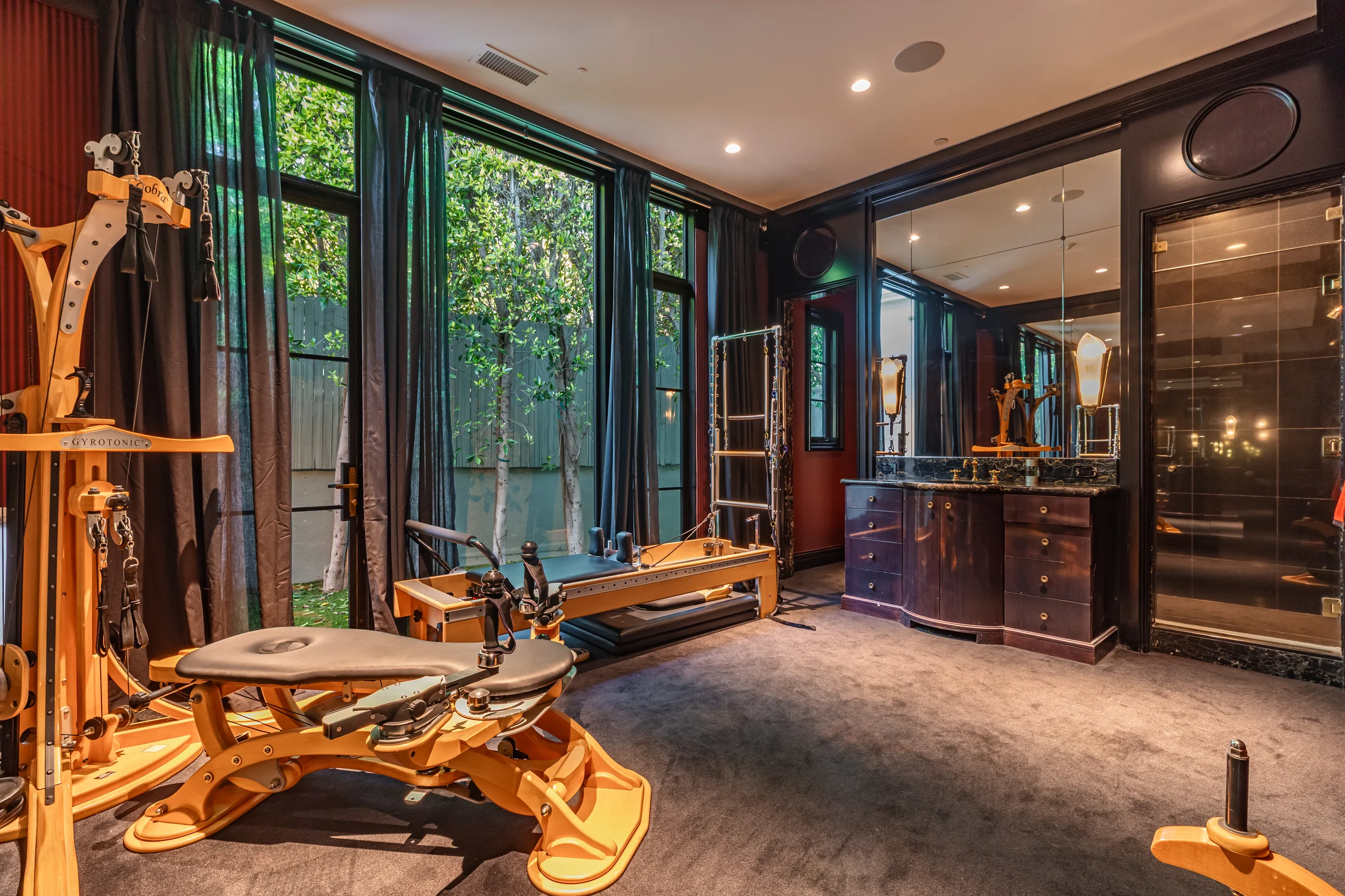 610 Arkell Dr photo 13