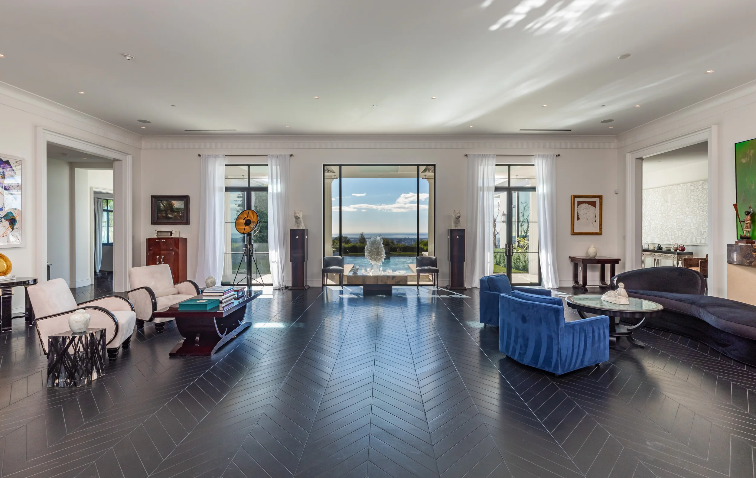 610 Arkell Dr photo 3