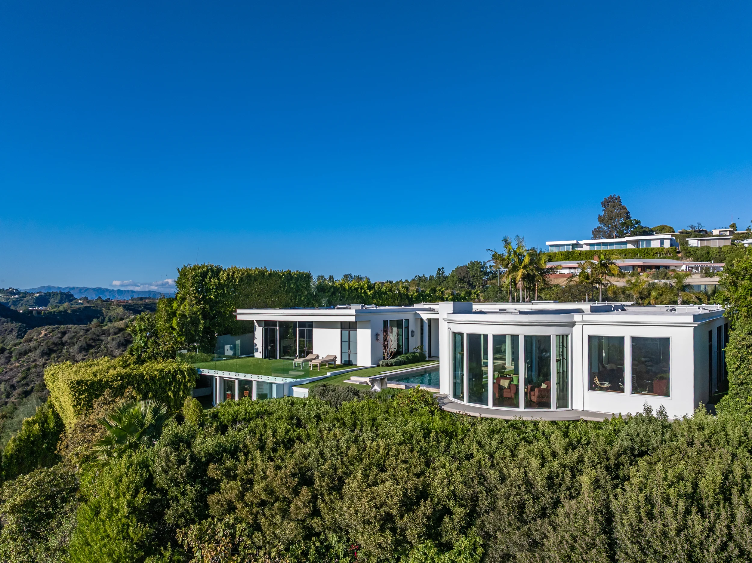 610 Arkell Dr photo 9